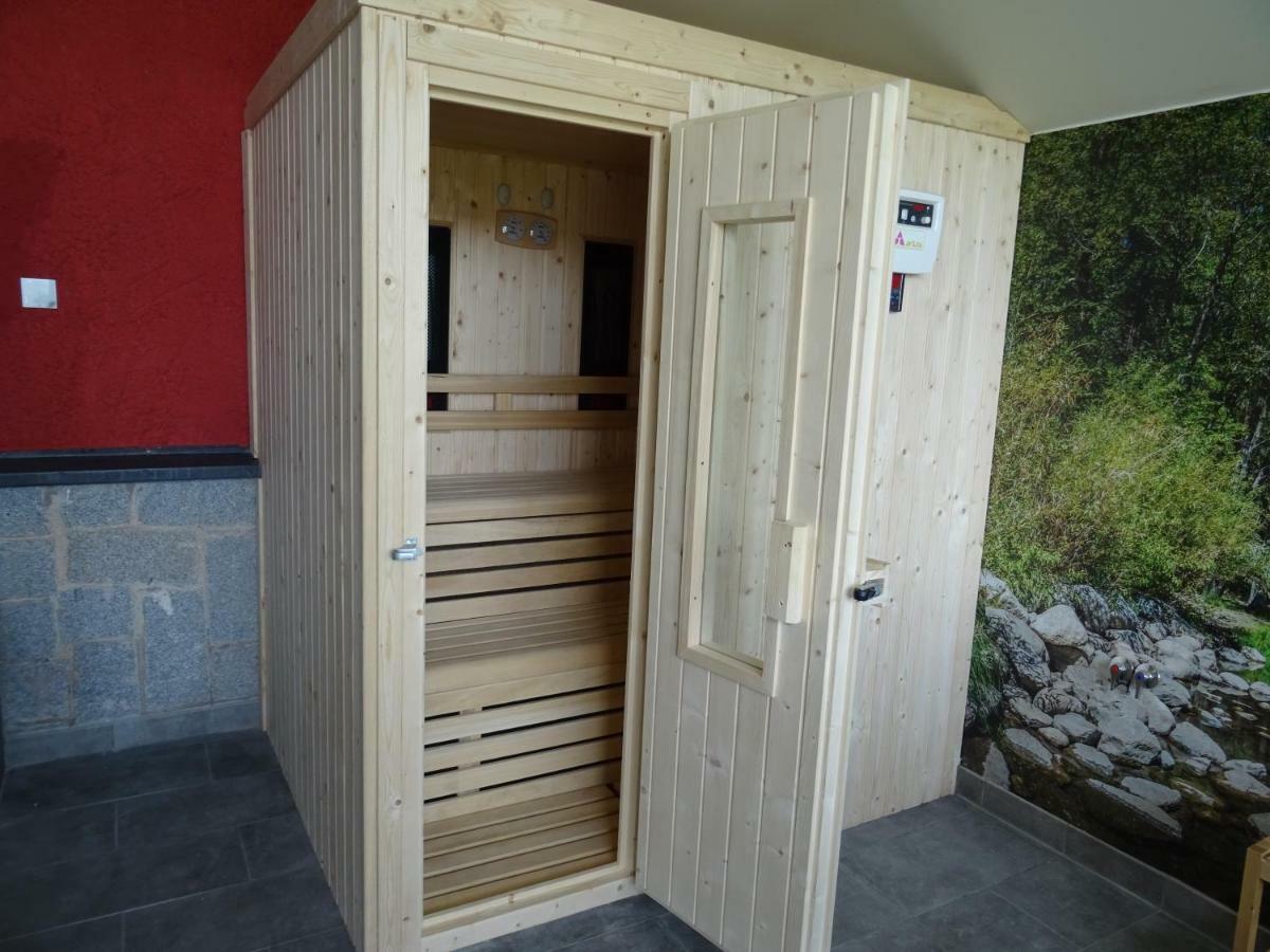 Ciclolodge Lozoya Eksteriør billede